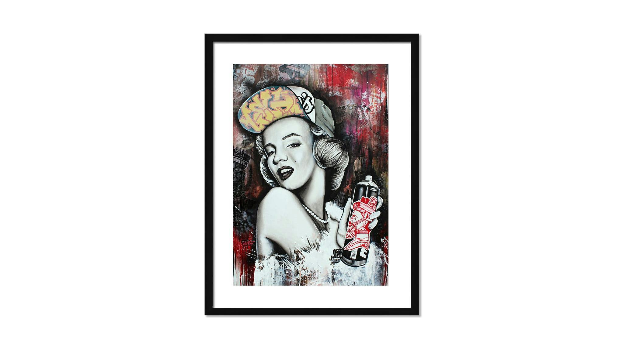 Paper w/ Black Frame
